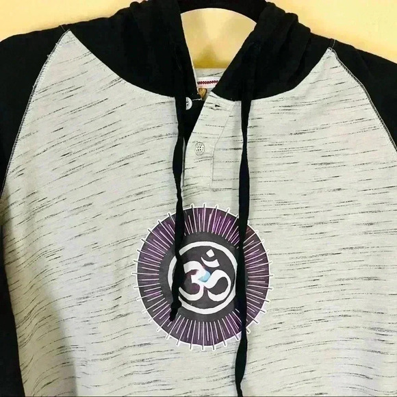 Free Planet Boho Gray & Black “Ohm” Cotton Blend Light Weight Hoodie Size L - Picture 2 of 9